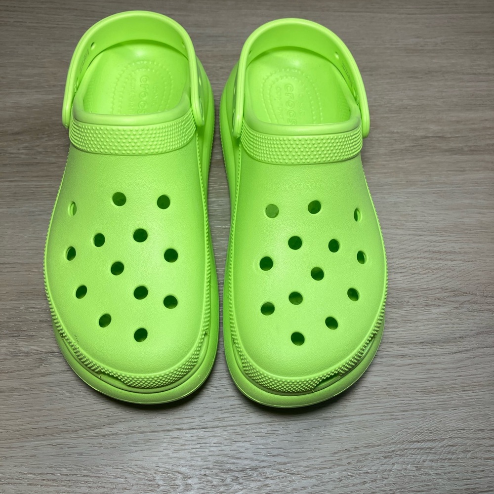 Crocs Classic Crush Clogs size 8M 10W - Picture 2 of 9